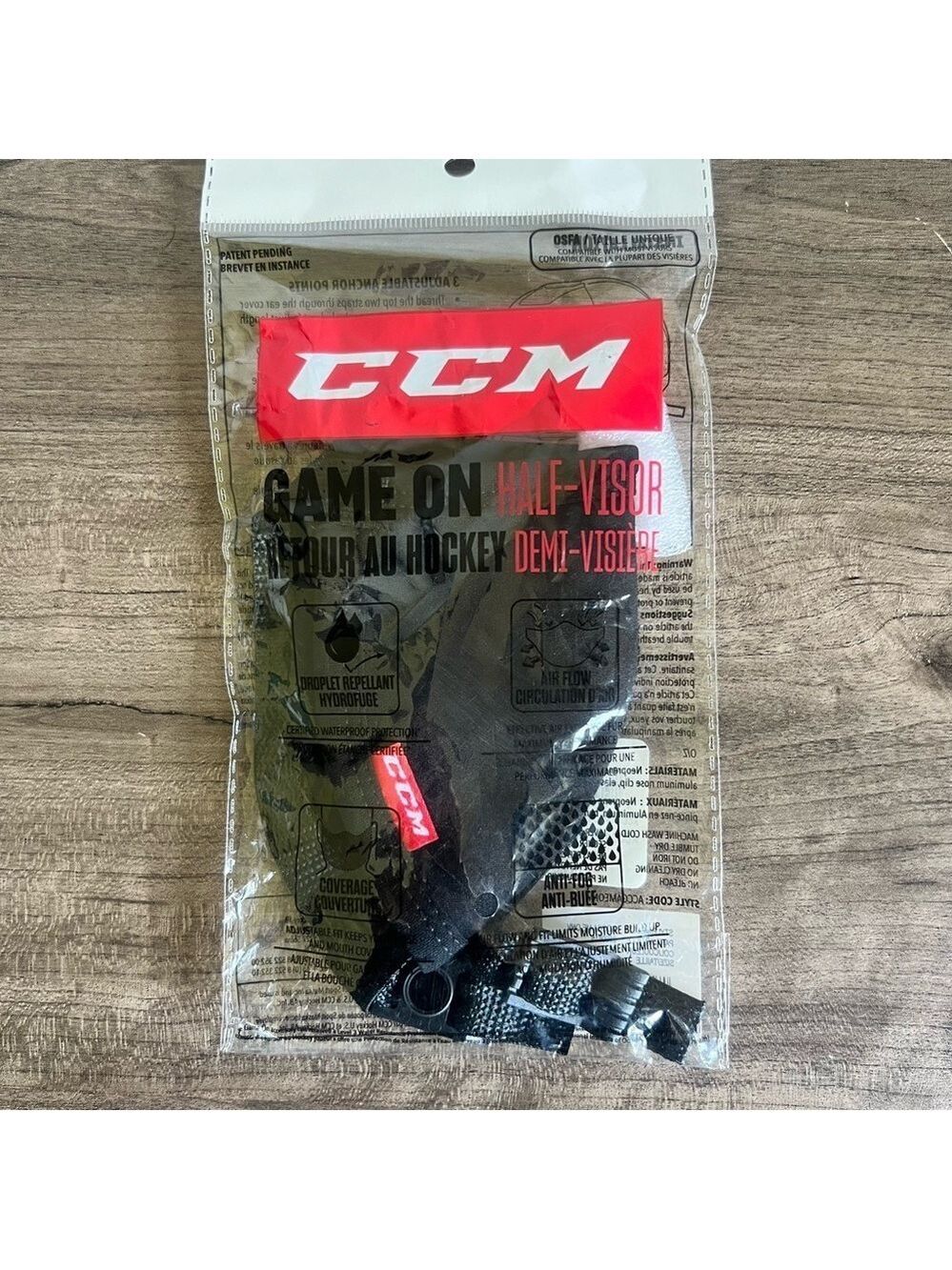 CCM Hockey Game On Mask Half Visor Black